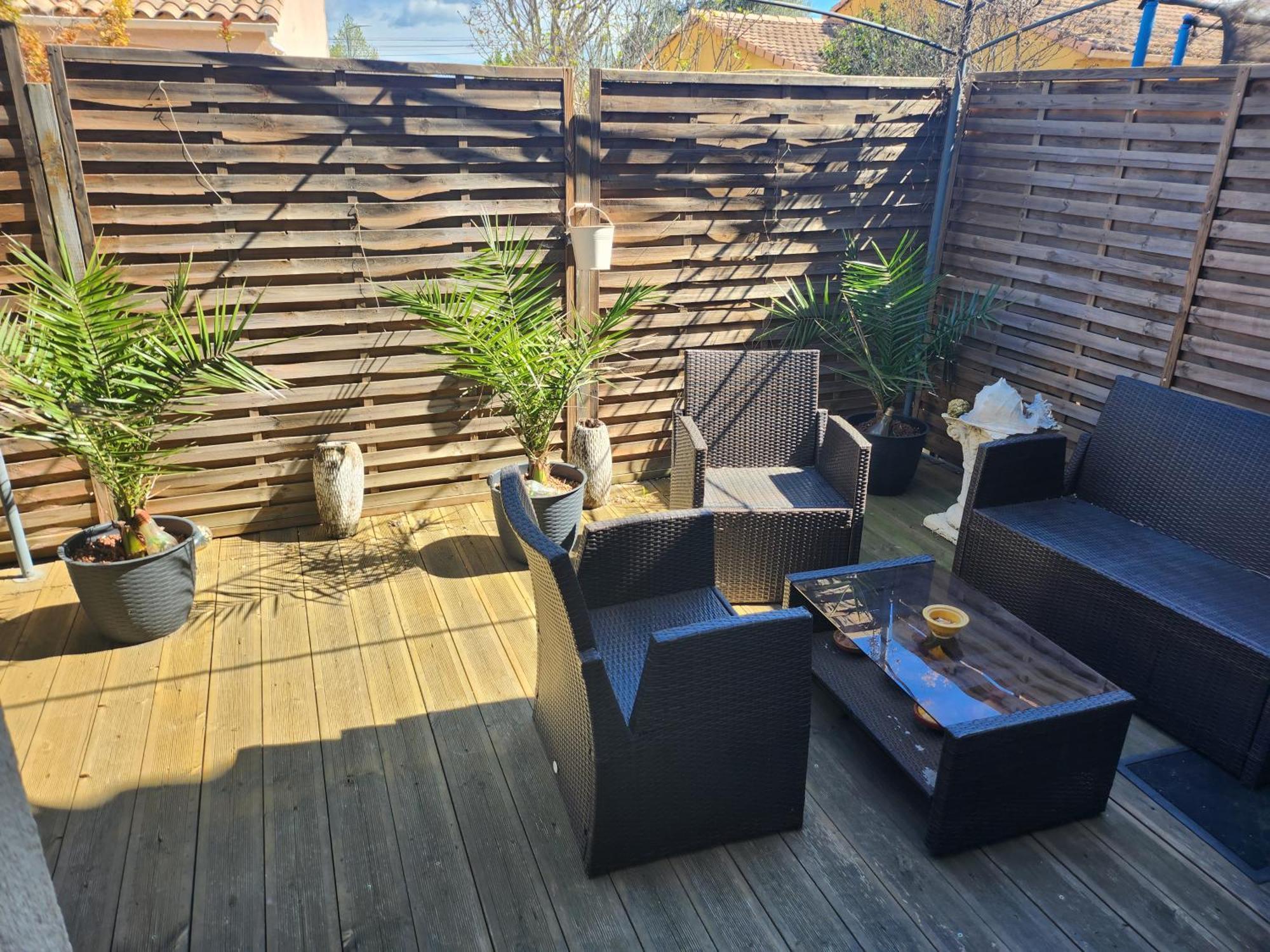 Maison Tout Confort Villa Nimes Exterior foto